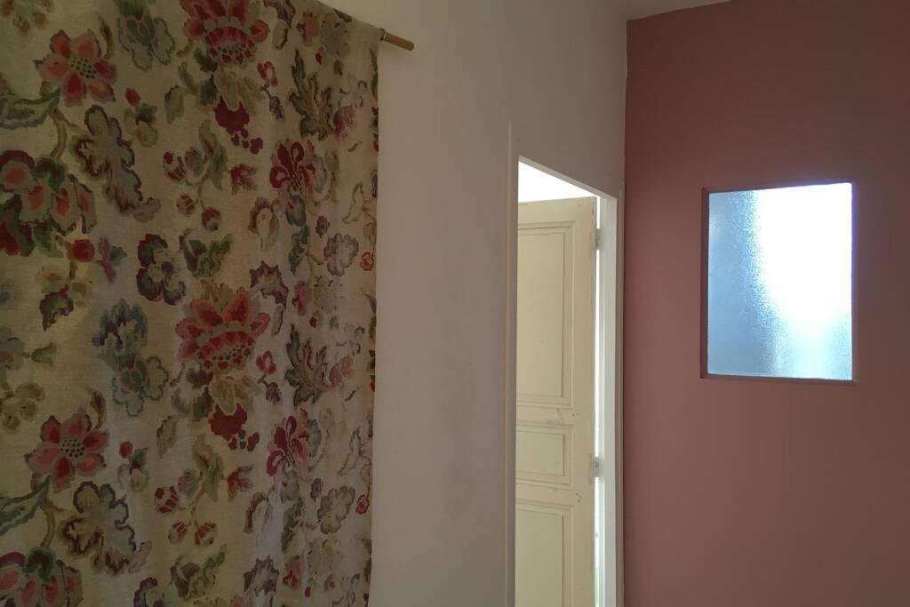 Appartement De 75 M2 Dans Maison Familiale Saint-Antonin-Noble-Val Exterior foto